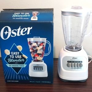Oster Blender Ice Crushing Power 700 Watts.